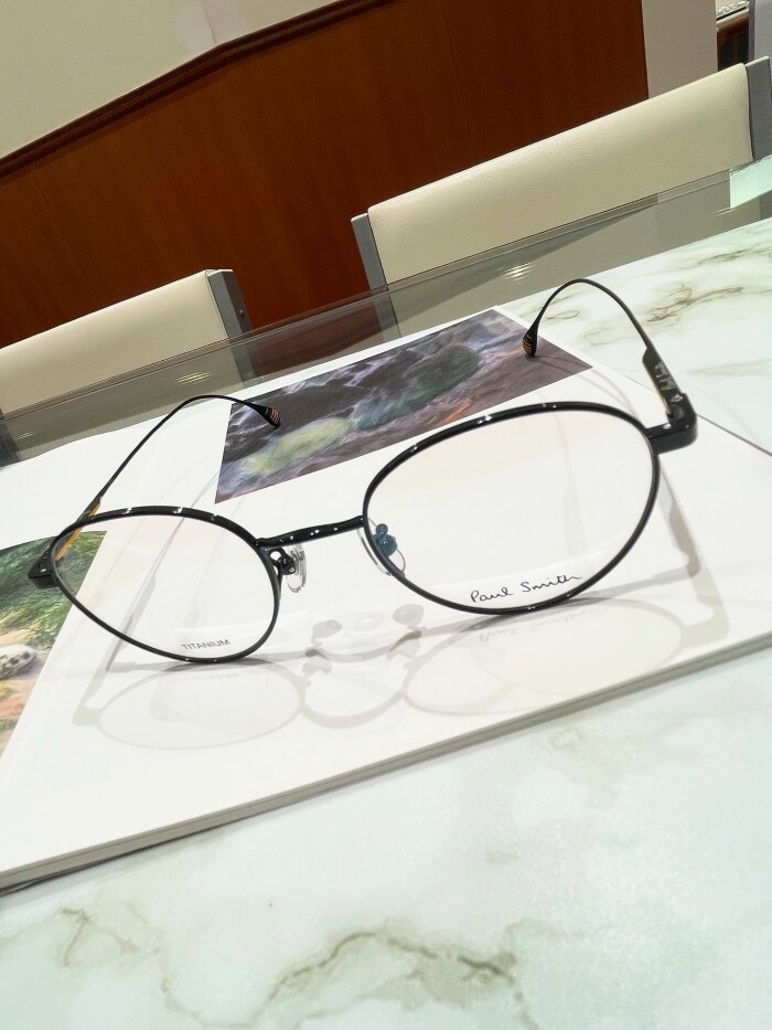 【Paul Smith】シンプルお洒落なメタルフレーム!