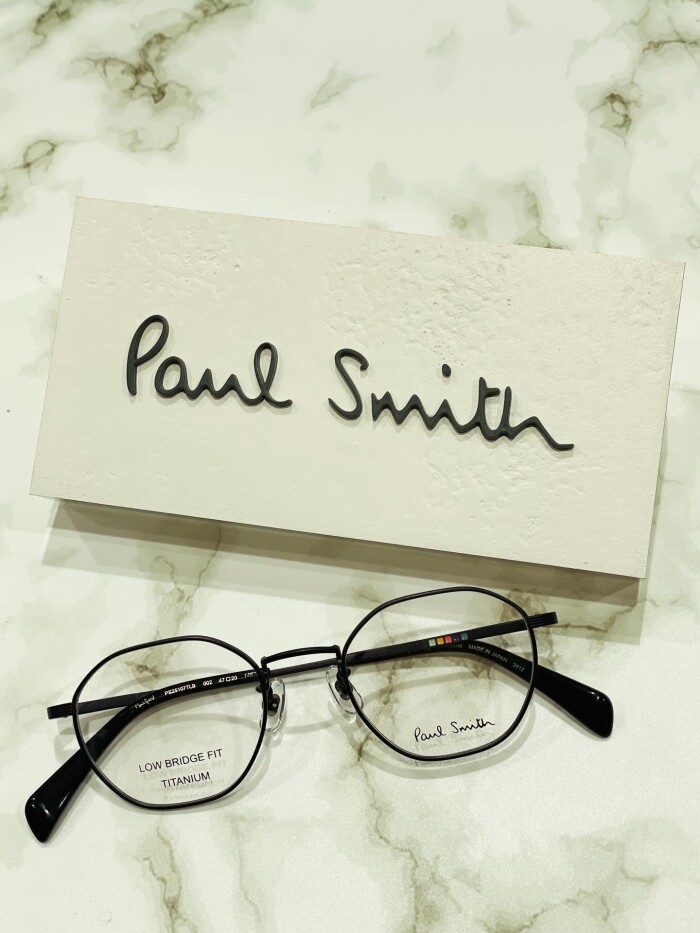 【Paul Smith】シーンを選ばず使いやすいメタルフレーム！