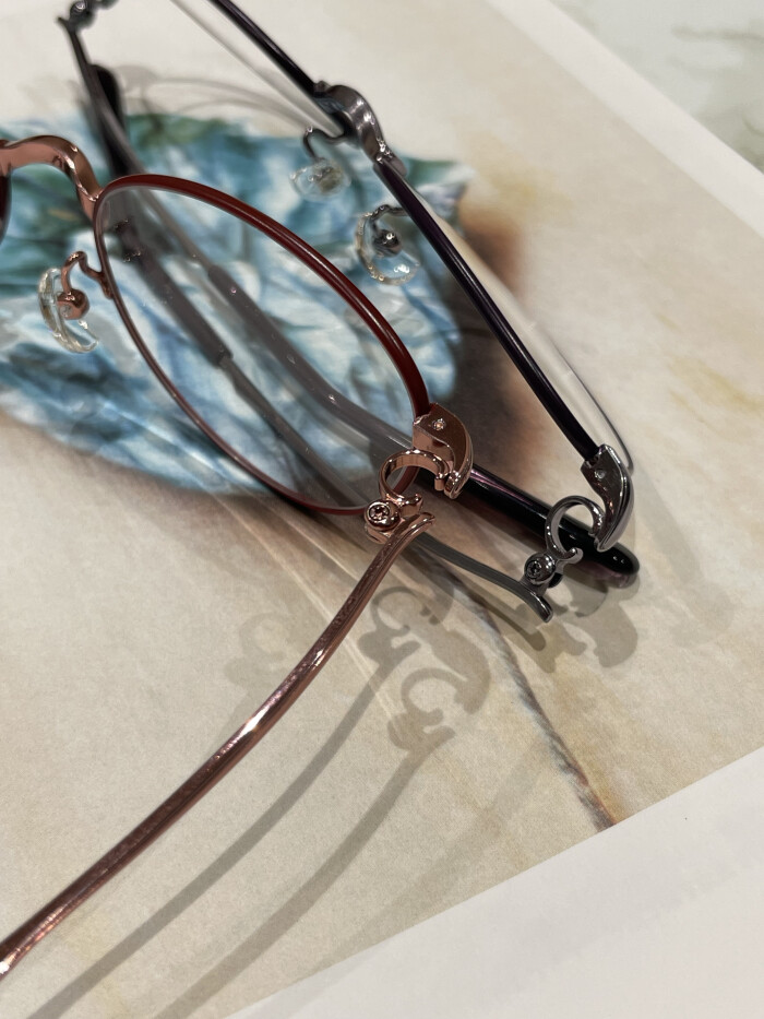 【999.9】上品なメタルフレーム！