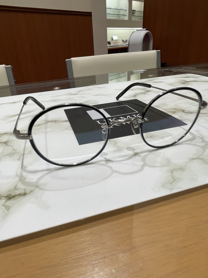 【UKMK eyewear】美しい色使いのメタルフレーム!