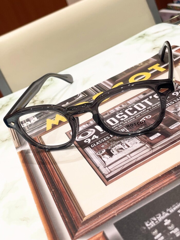 【MOSCOT】定番のセルフレーム!