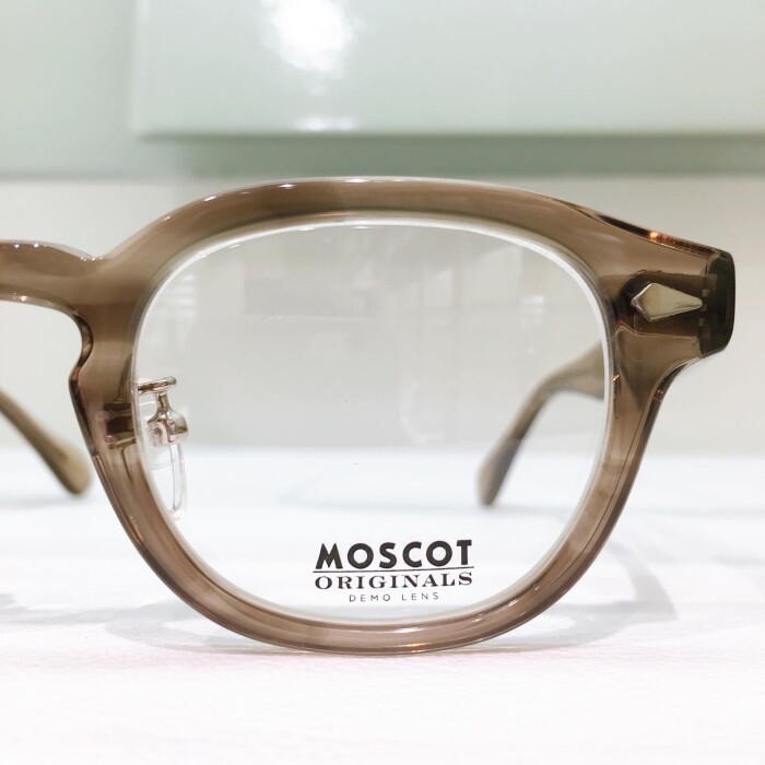 MOSCOT】ブラウンアッシュ入荷しております！｜髙橋メガネ｜ショップ