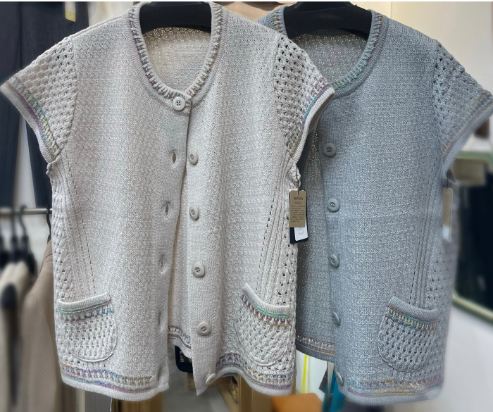 🌷半袖前開きセーター入荷🌷