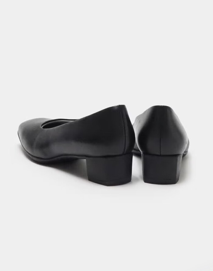 ブラックパンプス特集👠第一弾❣️