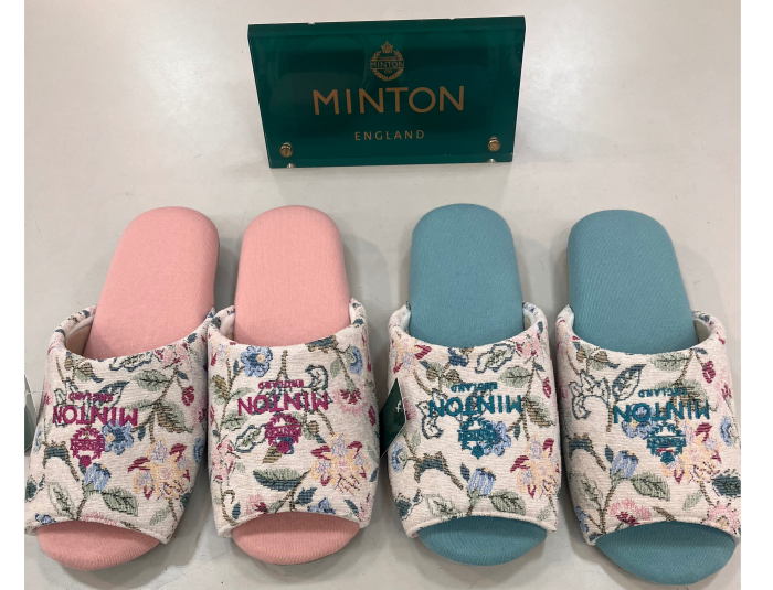 春夏ものスリッパが続々入荷‼️