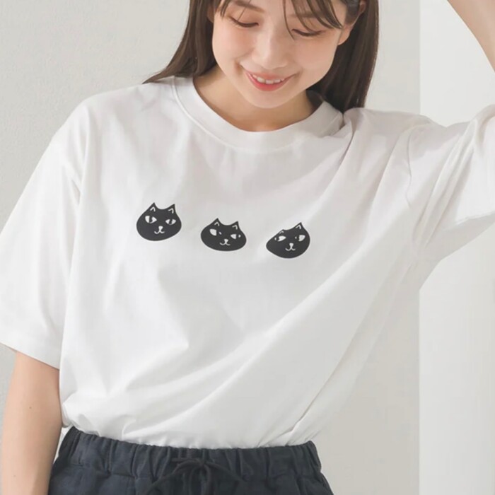 オムネス⭐️ プリントロゴT