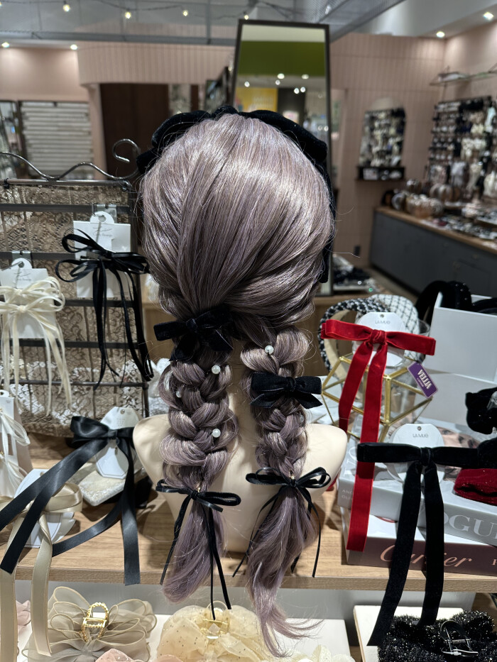 ベロアアクセサリー入荷しました👀✨
