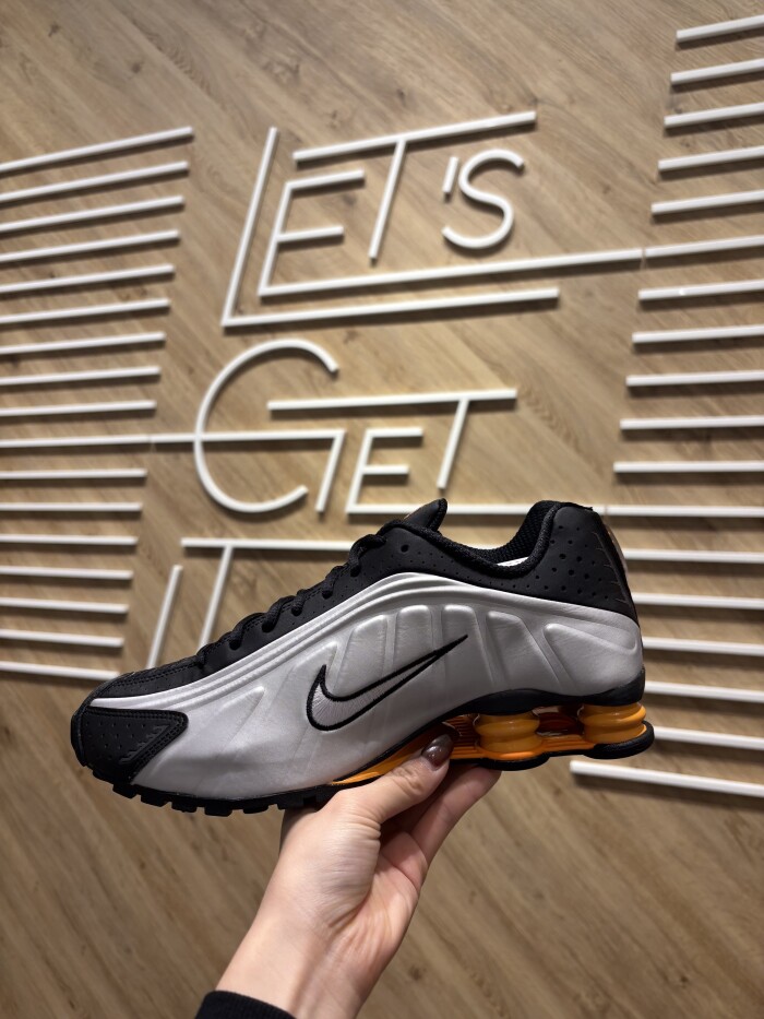 【SHOX R4】【NEW!!!】