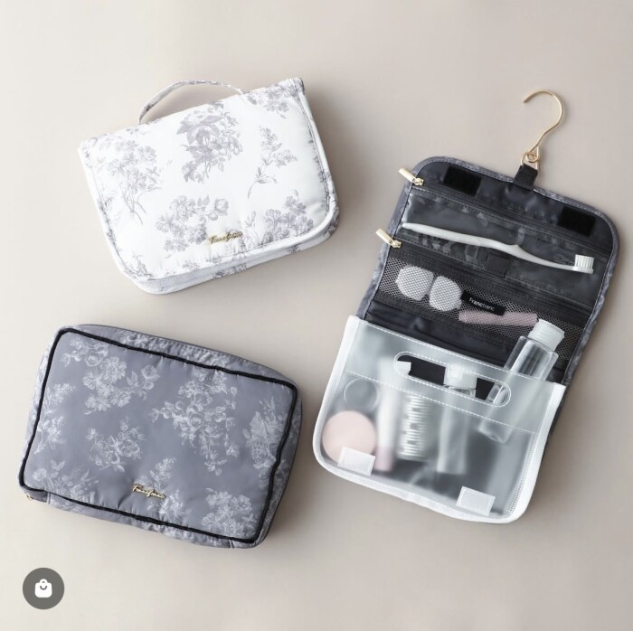 【SALE!】トラベルグッズ👜💛