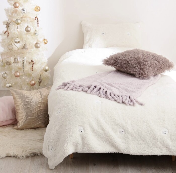 【New!】大人気寝具が今年も登場☁️