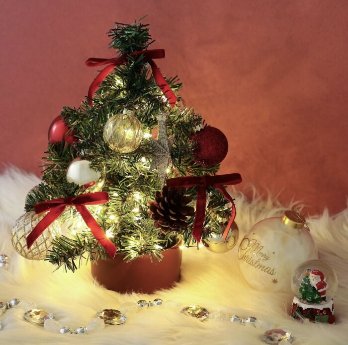 【NEW!】コンパクトサイズのツリー🎄🤍