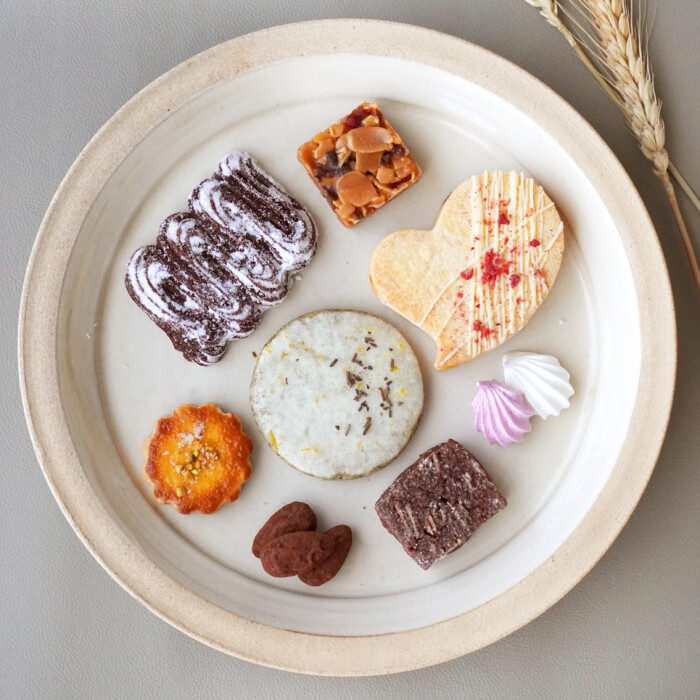 バレンタインのクッキー缶、2月1日より新発売!